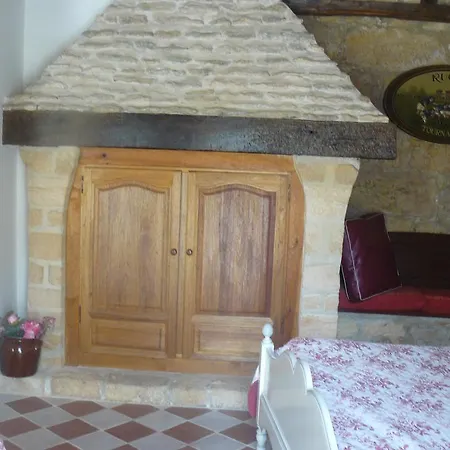 Holiday home D'hotes & Pouget *