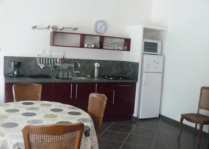 D'hotes & Pouget Ferienhaus